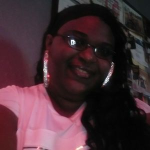 Meet your Posher, Latoya